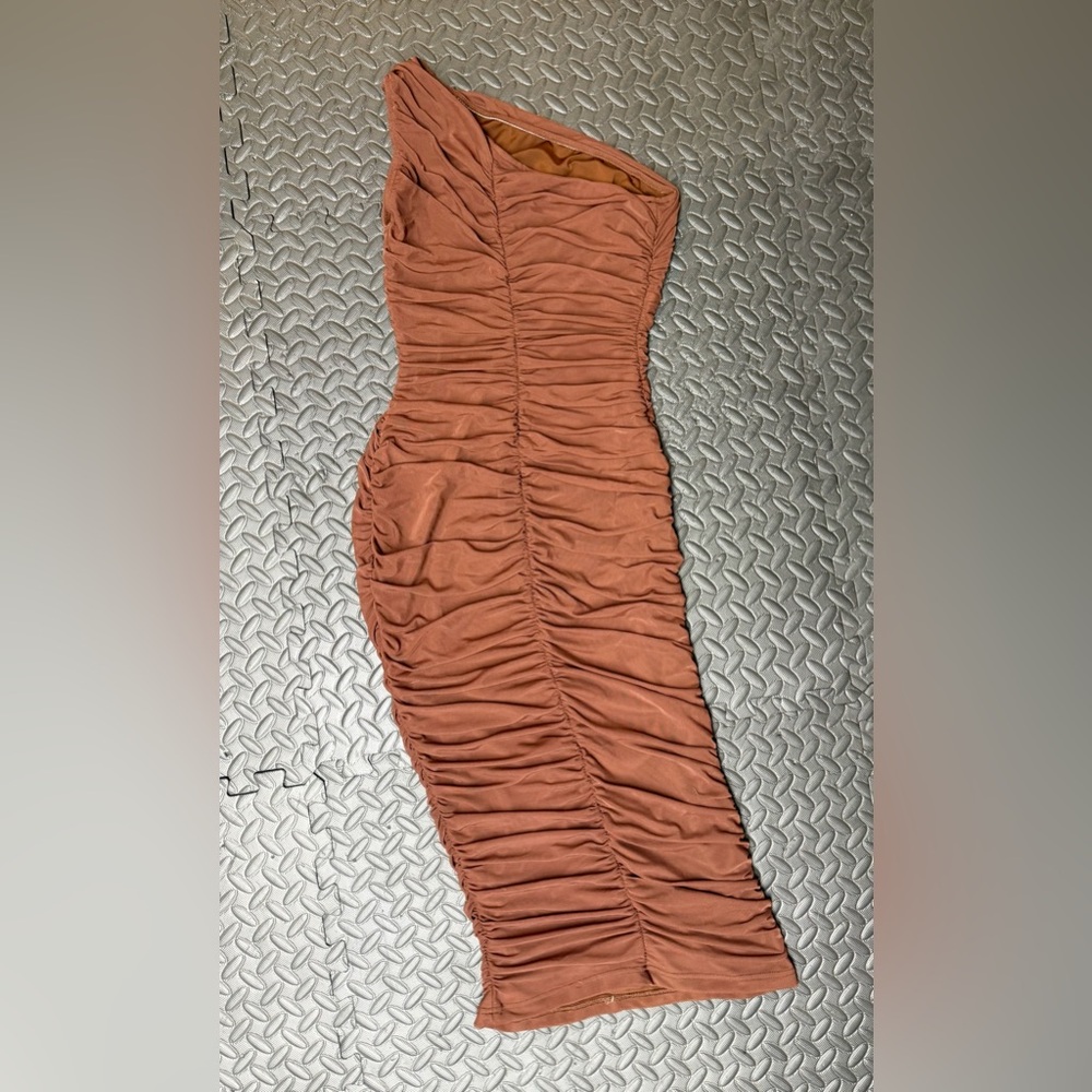 LAGSHIAN Women's Size Medium Brown Bodycon One Shoulder Dress - Picture 2 of 4